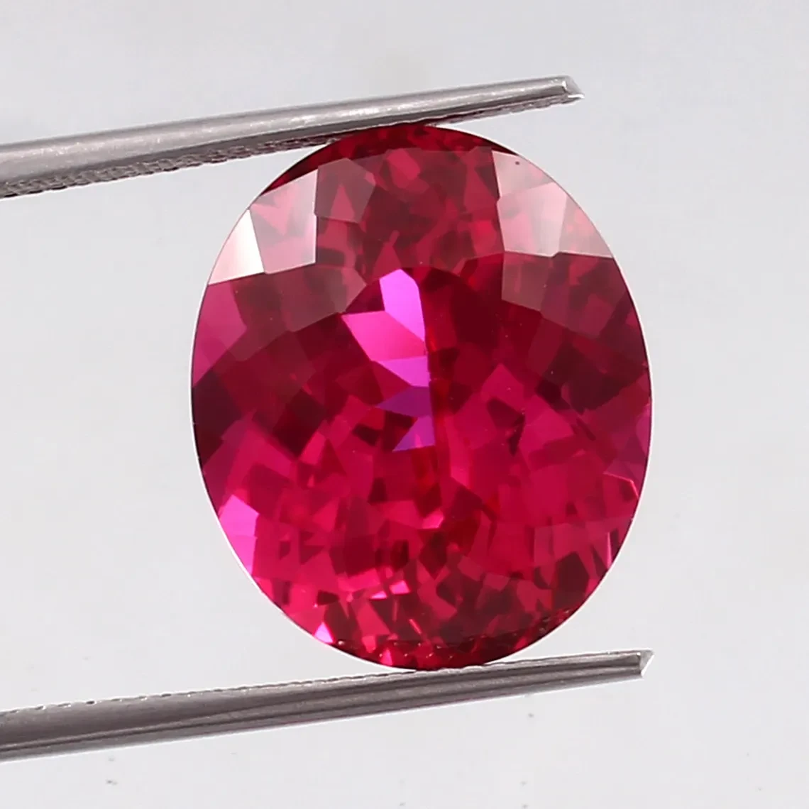 Ruby (Oval)