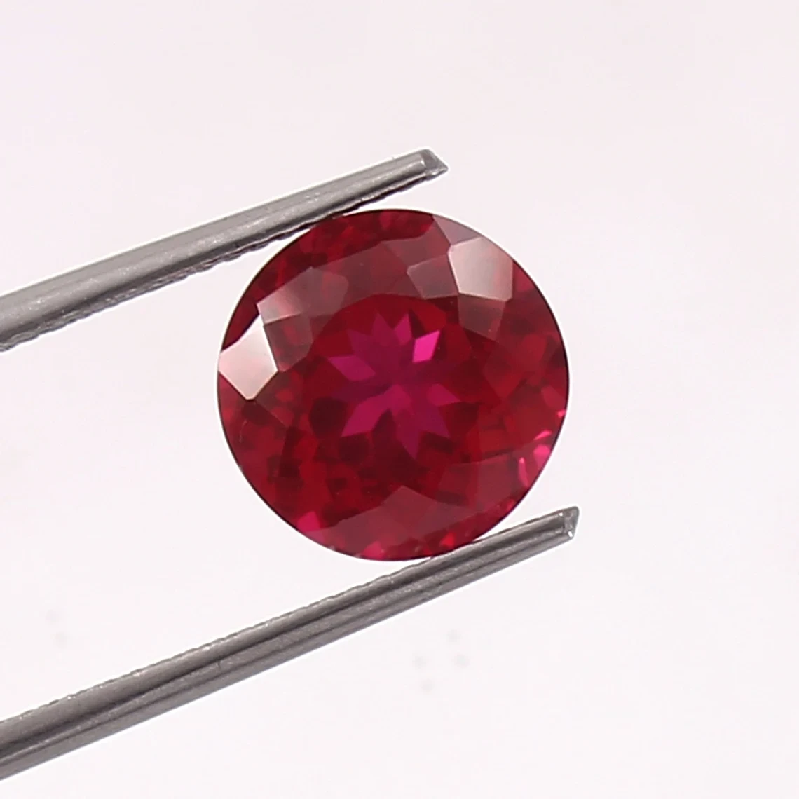 Ruby (Round)